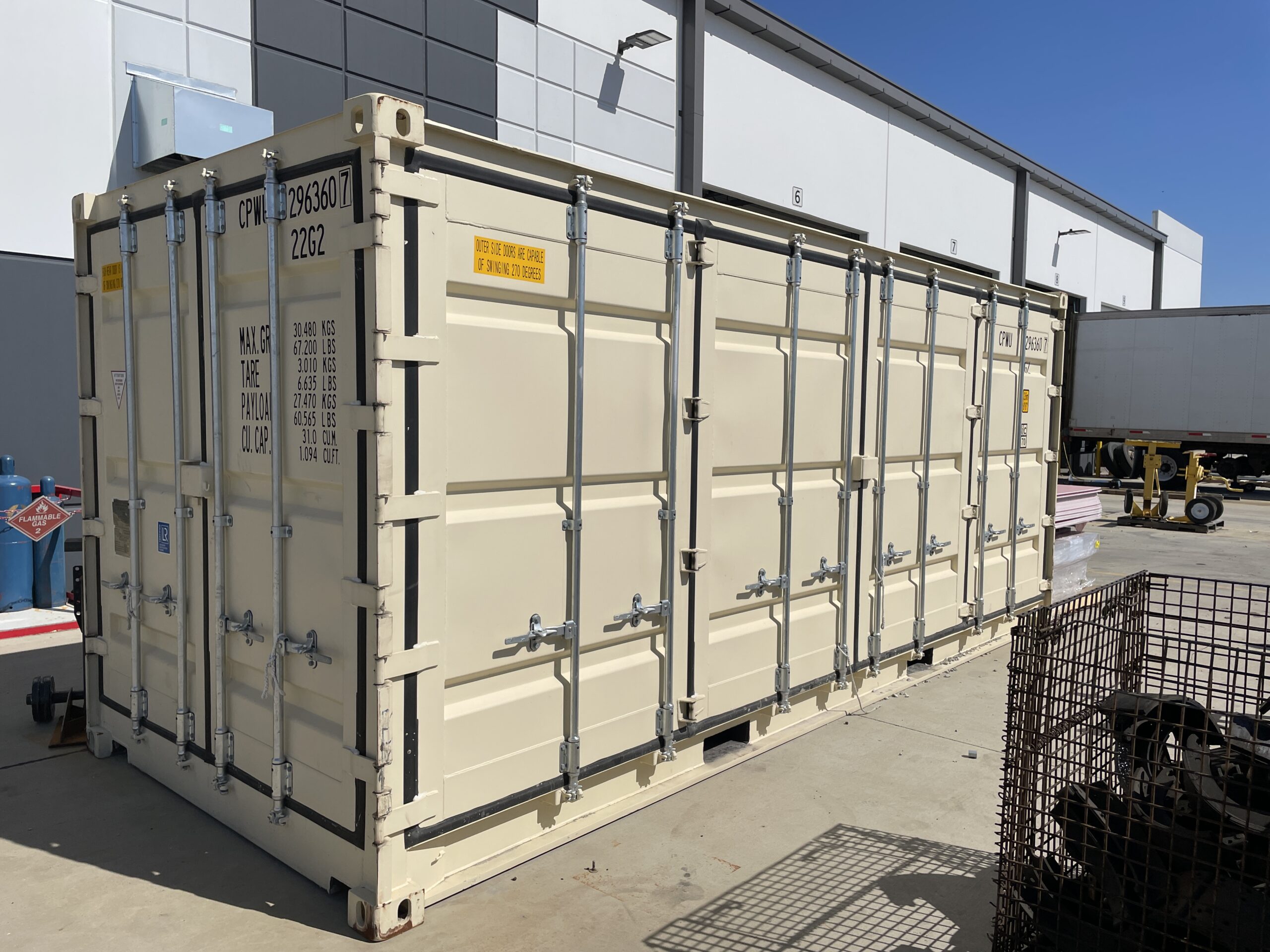 Double side door container